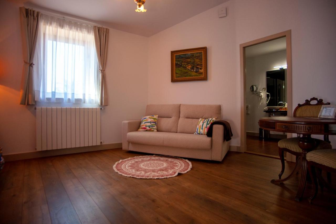 Hotel Aires De L'Emporda Vilacolum エクステリア 写真